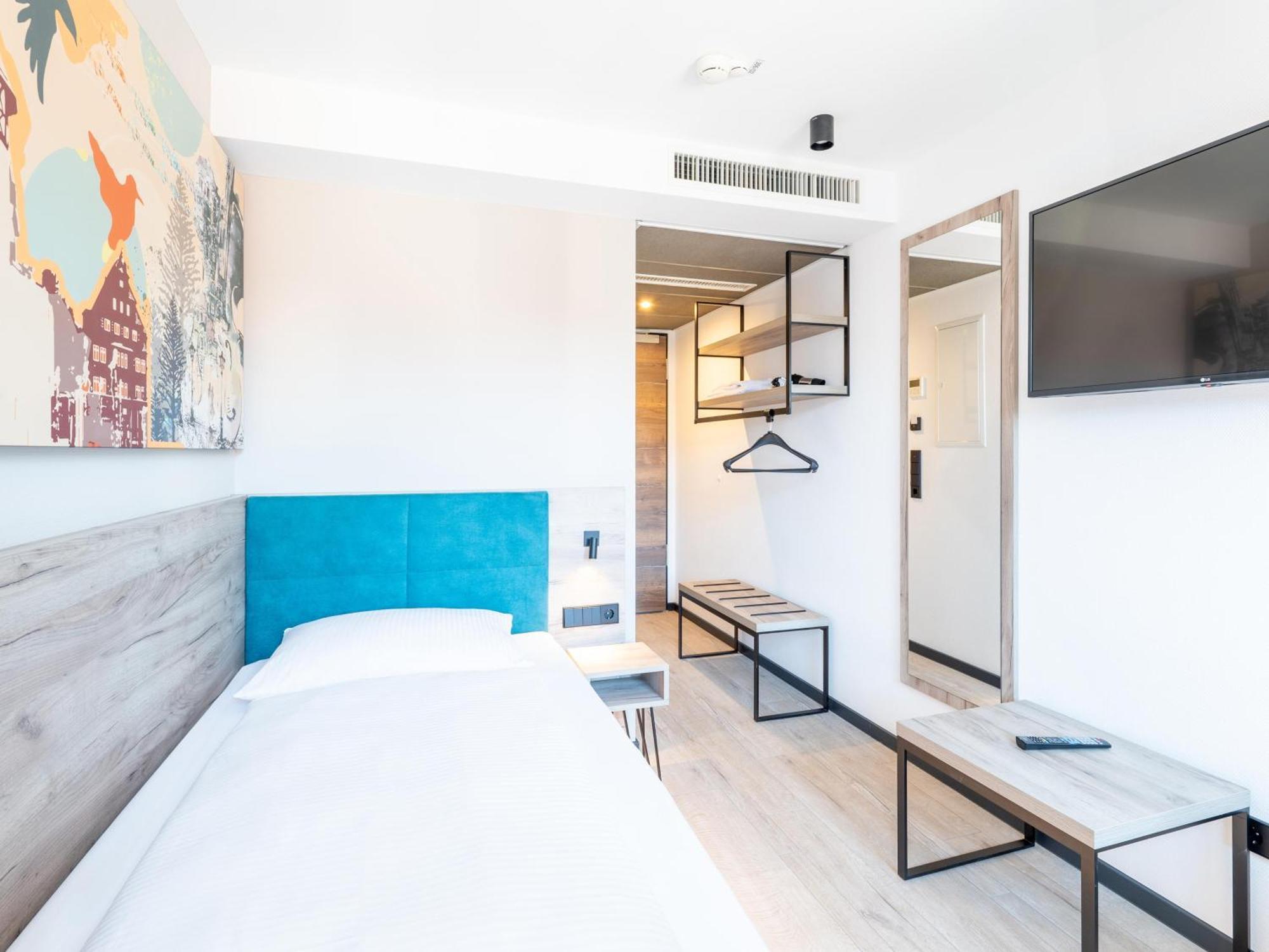 B&B Hotel Albstadt-Hbf エクステリア 写真